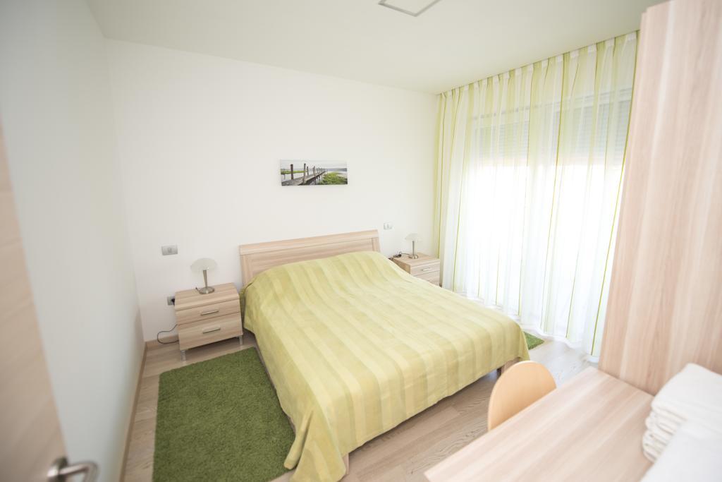Villa Danex Premium Umag Cameră foto